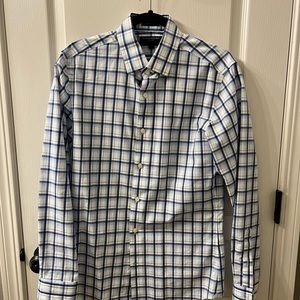 Banana Republic Men's Blue Plaid Button Down Shirt.  Size S